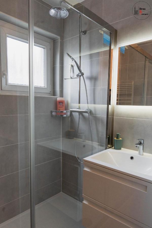 Chez La Clo' - Joli 2 Pieces, Parking Gratuit, Acces Direct Tram 2 Min A Pied * Straatsburg