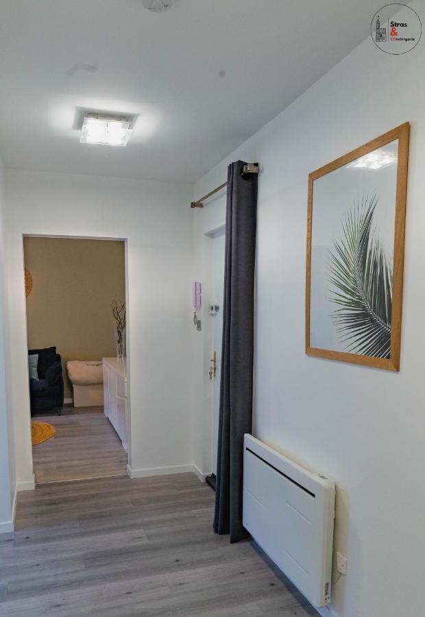 Chez La Clo' - Joli 2 Pieces, Parking Gratuit, Acces Direct Tram 2 Min A Pied Appartement *